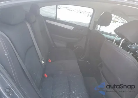 2016 Subaru Legacy 2.5I z USA, uszkodzony, nr VIN 4S3BNBA68G3015508